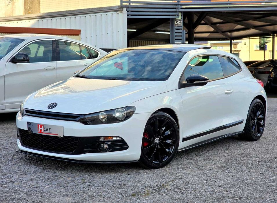 VOLKSWAGEN SCIROCCO 2.0TDI 140cv "FULL EXTRAS"