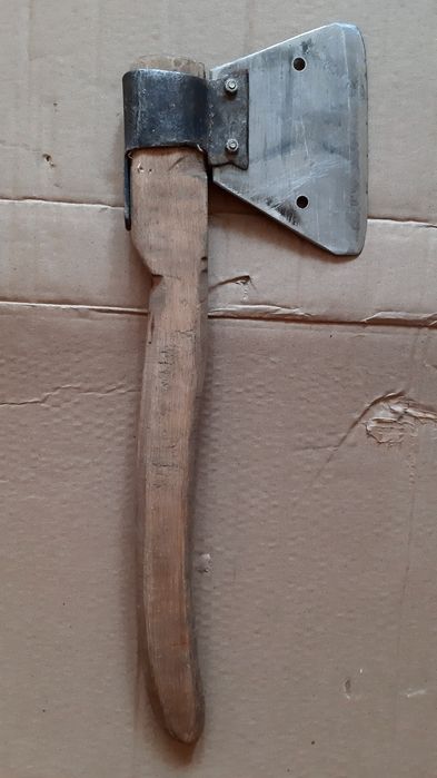 Топор хозяйственный