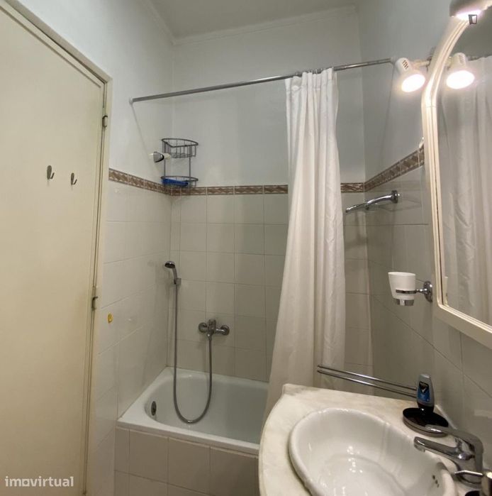 Apartamento com 1 quartos - localizado em Amoreiras Lisbon