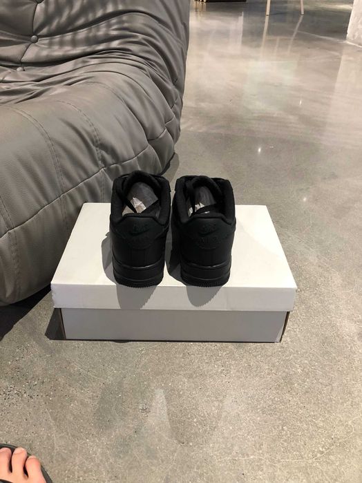Nike Air Force 1 Czarny 43