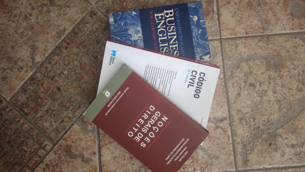 Livros Assessoria e Tradução