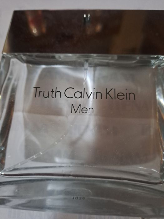 Flakon Trouth Calvin Klein Man po perfumach