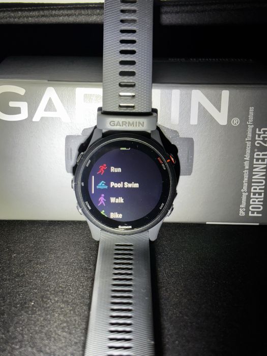 Zegarek sportowy GARMIN Forerunner 255 Szary