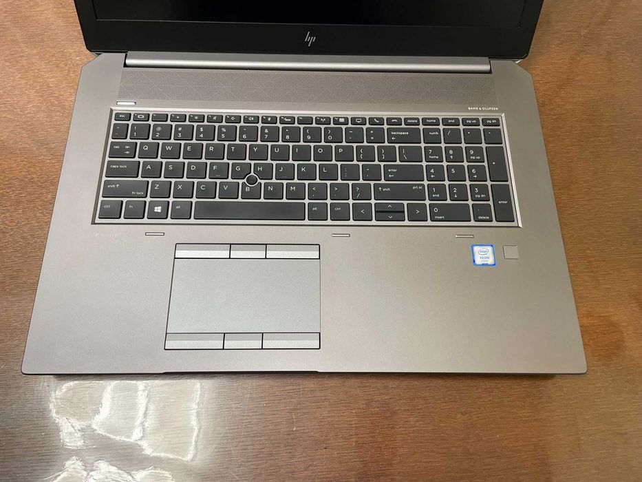 Ноутбук 17 FHD IPS HP Zbook 17 G5 (Xeon E-2176M/16Gb/512/Quadro P4200)