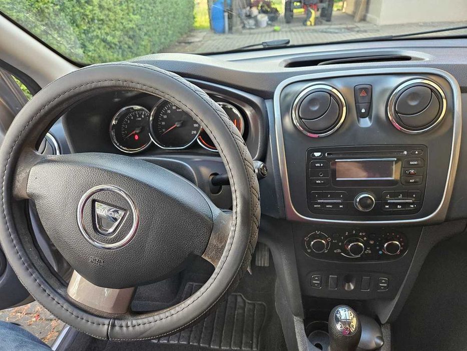 Dacia Sandero II 2015 1.2  75 KM