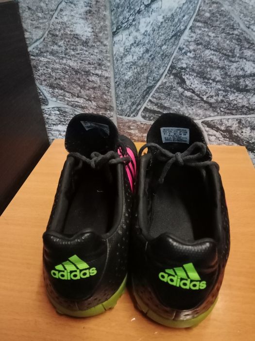 Buty damskie adidas rozmiar 36i pól.