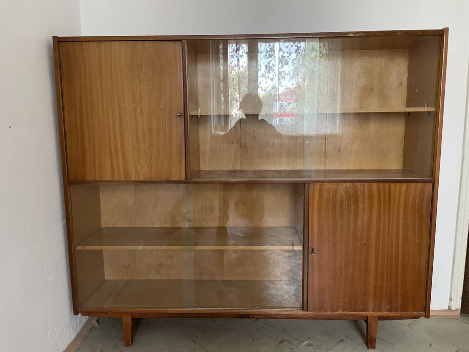 Biblioteczka z lat 70 prl
