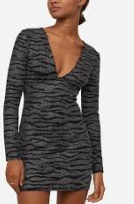 Блестящее коктельное  Платье с длинным рукавом  h&m