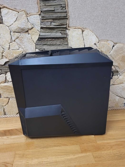 Потужний ігровий комп'ютер