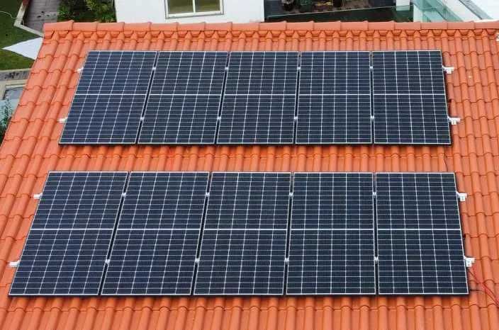 Estruturas para Fixação de Painéis Solares Coplanar