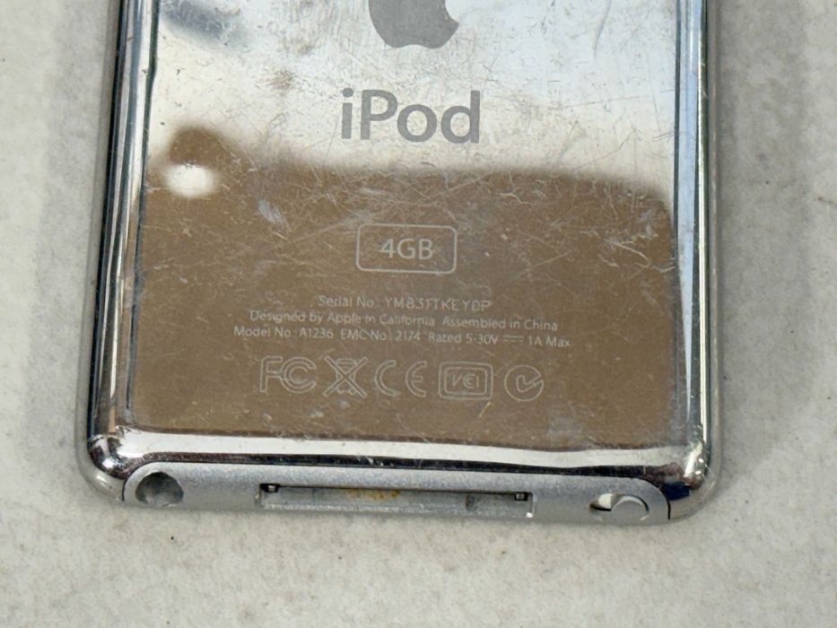 Apple iPod Nano 3rd 4GB A1236