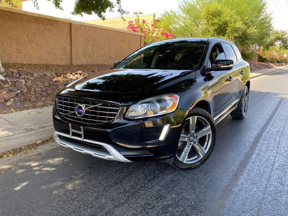 Volvo XC60      2016