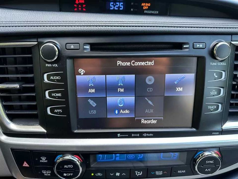 2018 Toyota Highlander LE