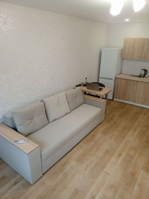 Продам кімнату на Юності. ТОРГ !Без комісіі.