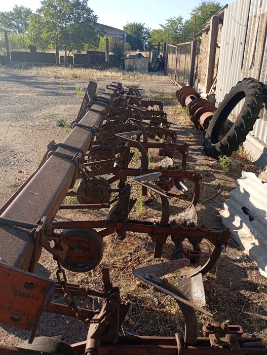 Продам пропошный культиватор комплектный