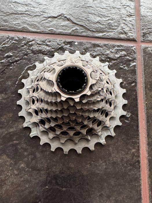 Cassete SRAM RED 10-28T 12SPD XDR como nova