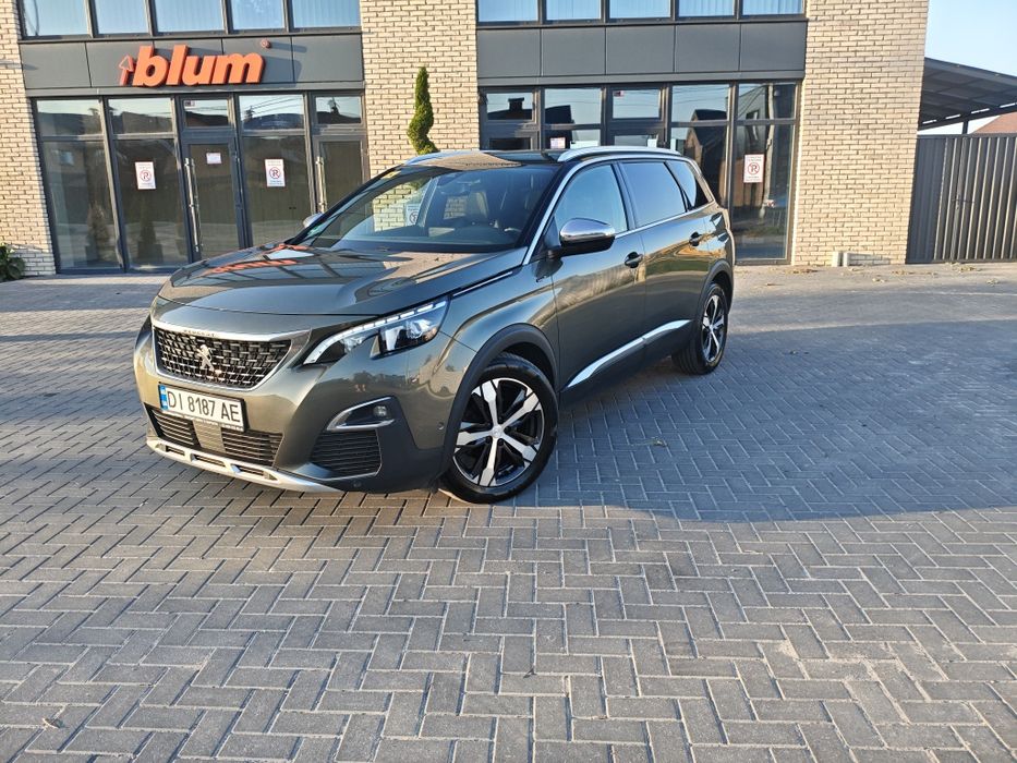 Продам Peugeot 5008