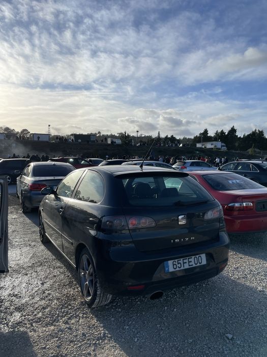 Seat Ibiza 6L TDI 5 Lugares foto 2