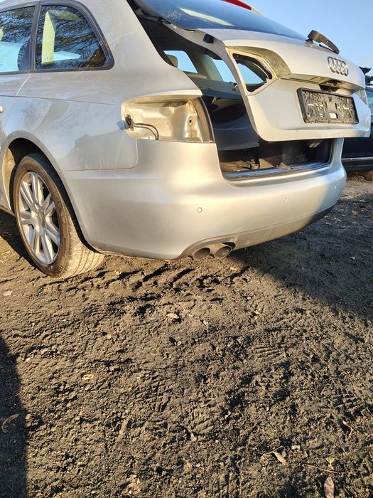 Zderzak tylni audi A4 B8 kombi LX7W