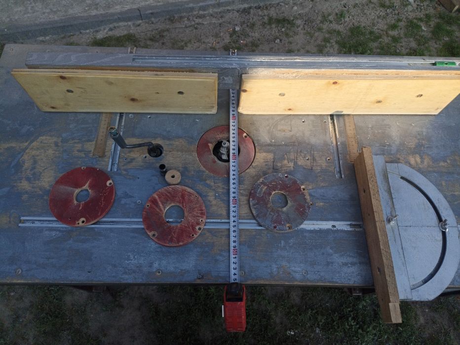 Фрезерний станок по дереву