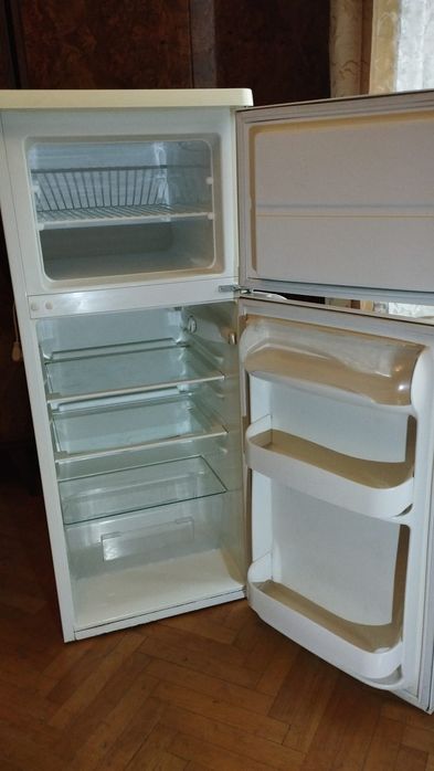 Lodówka Zanussi 120x50