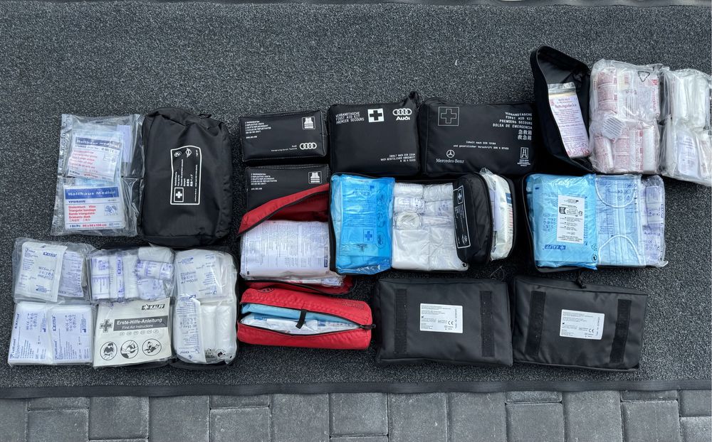 Автомобільні аптечки для автомобіля Mercedes, BMW, Mini, VW, Audi.