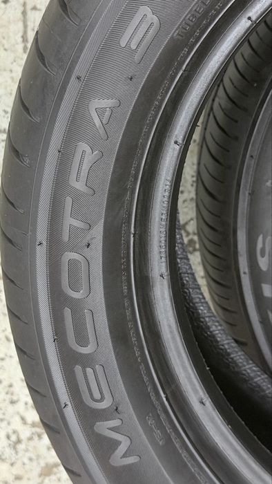 Pneus 175/60r16 Maxxis Mecotra 3 com 95% de piso