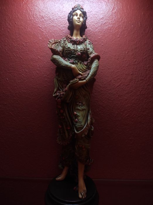 Estatueta com base