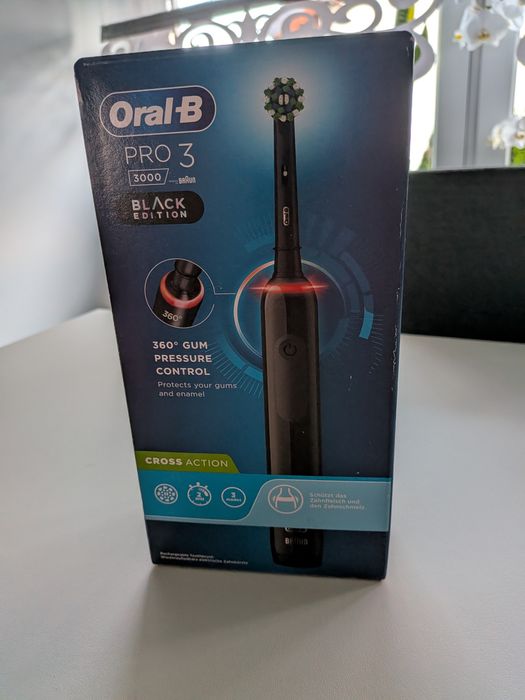 Szczoteczka elektryczna Oral-b Pro 3 3000 j. nowa!