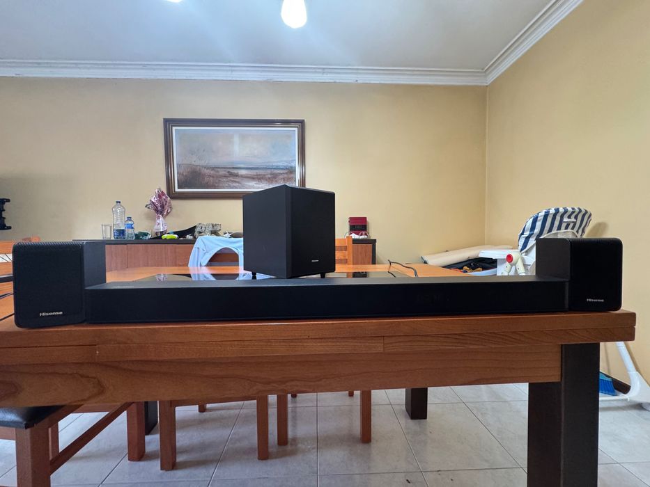 Soundbar Hisense AX5100G 5.1 (Dolby Atmos) – Como Nova