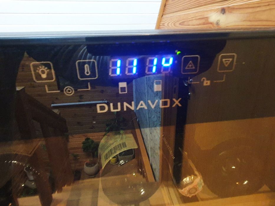 Продам холодильник для вин