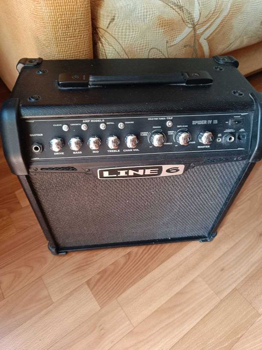 Электрогитара Schecter Omen 6 FR Black + Комбик Line 6 Spider IV 15Вт