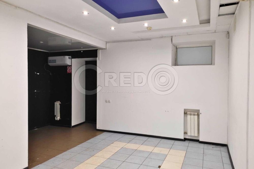 Продаж торгово-офісного приміщення, 351 кв.м