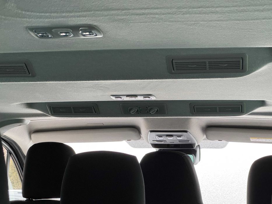 Wynajem busa 9 osób - Renault Trafic 2.0 dCi 150KM L2H1 2025