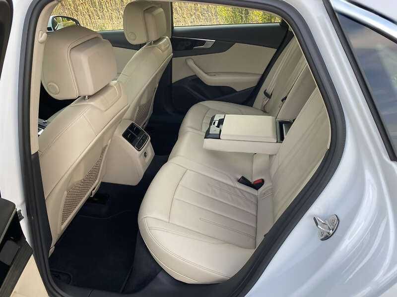 Audi A4 B9 2021 Quattro