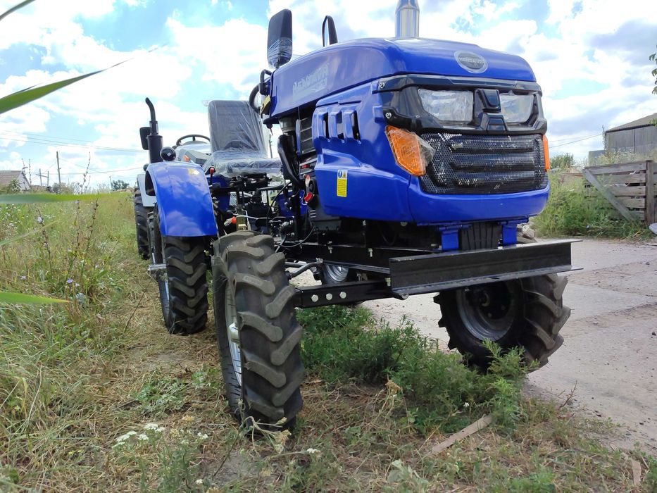 Трактор Кентавр 160ВН люкс с фрезой и плугом в комплекте