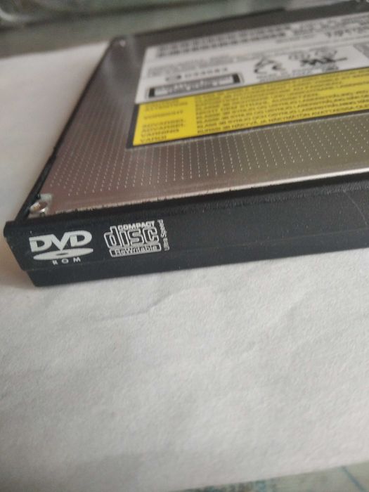 DVD привод для ноутбука IDE