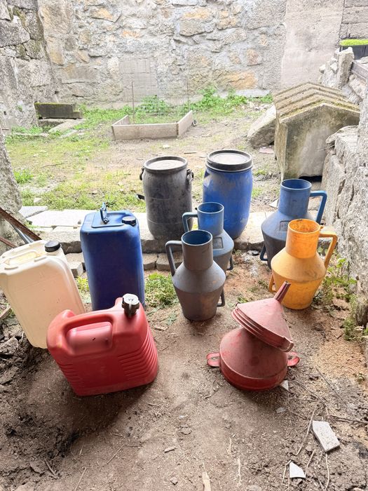 Bidões e cantaros