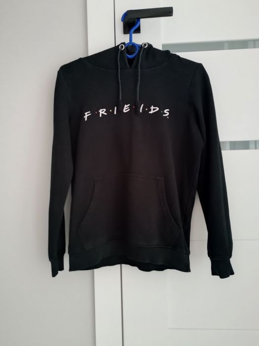 Czarna bluza z kapturem Friends rozmiar XS