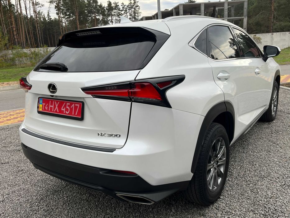 Продам Lexus NX 300