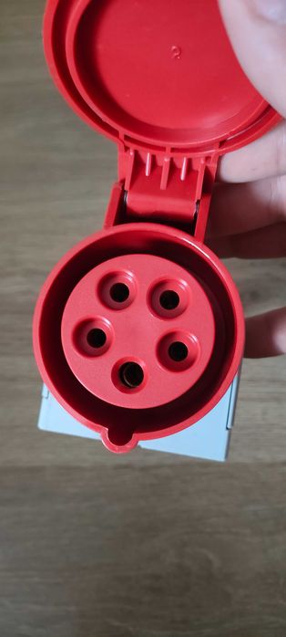 Wtyk siłowy + przełącznik siłowy O-L-Z  16A 400v 5 pin