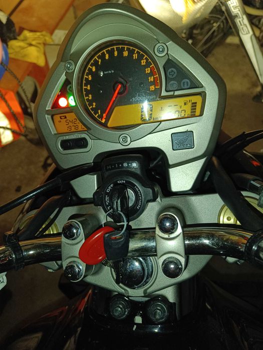 Honda Hornet  600 super stan