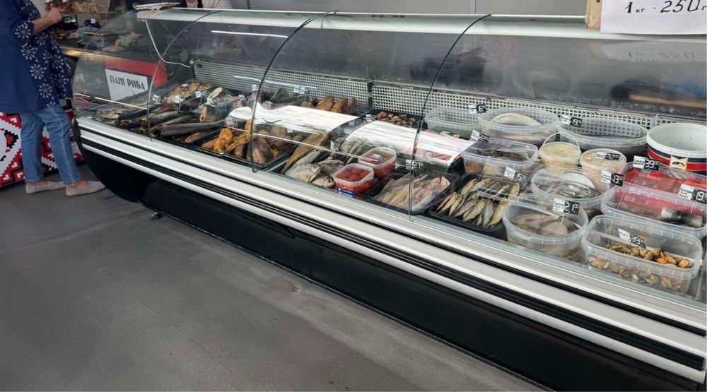 Вітрина торгова;холодильне обладнання;промислова вітрина;холодильник