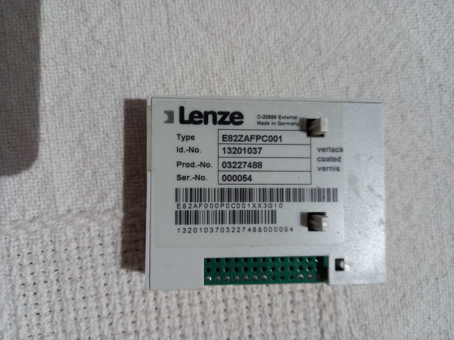 Modulo Lenze  E82ZAFCC001
