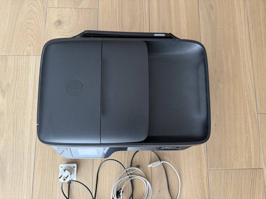Impressora Multifunções HP OfficeJet 3830 Wi-Fi