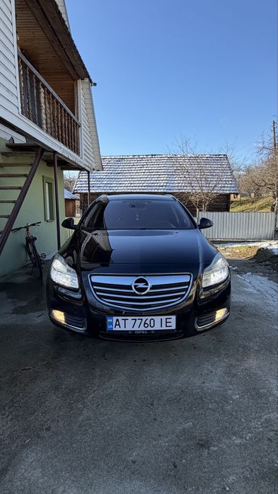 Opel Insigniya 2011р 2.0 Дизель Автомат
