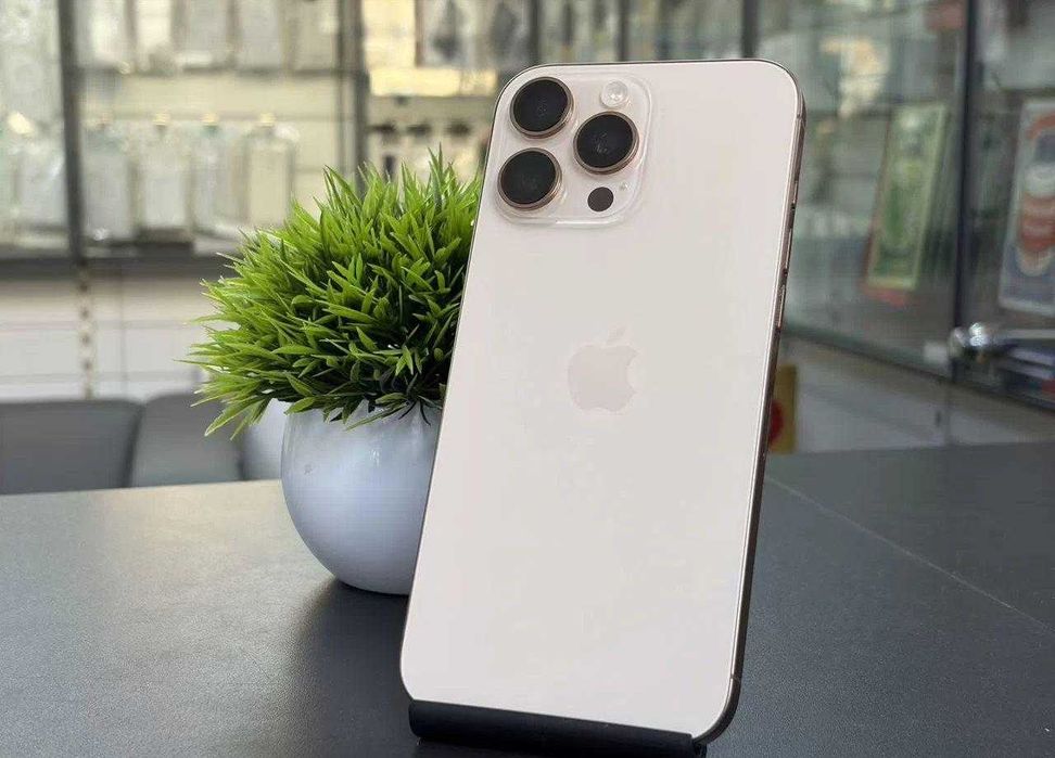 iPhone 16 Pro Max, 512 ГБ, SIM + eSIM