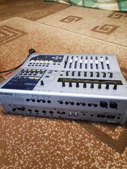 Продам, обміняю цифровий мікшерний пульт YAMAHA 01X