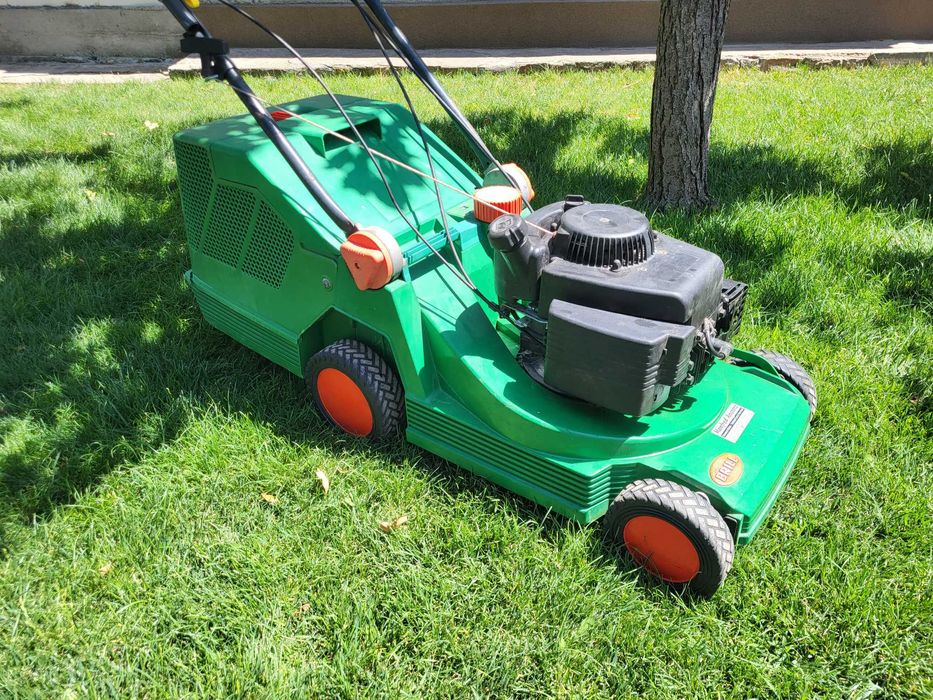 Газонокосилки бензиновые