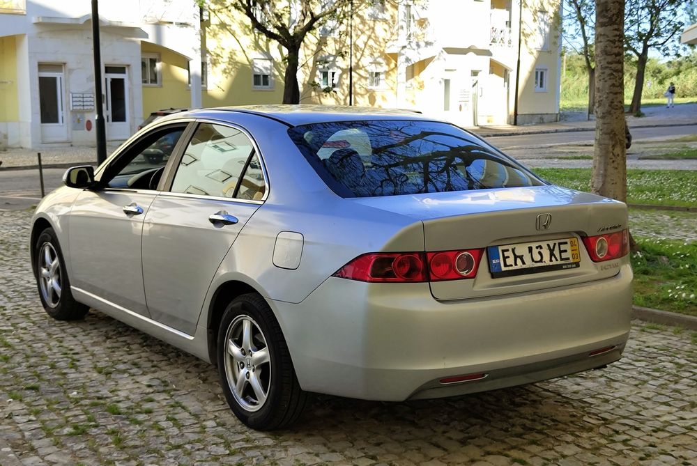 Honda Accord 2.2cdti